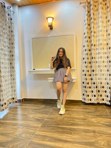 Go to swati arora's profile