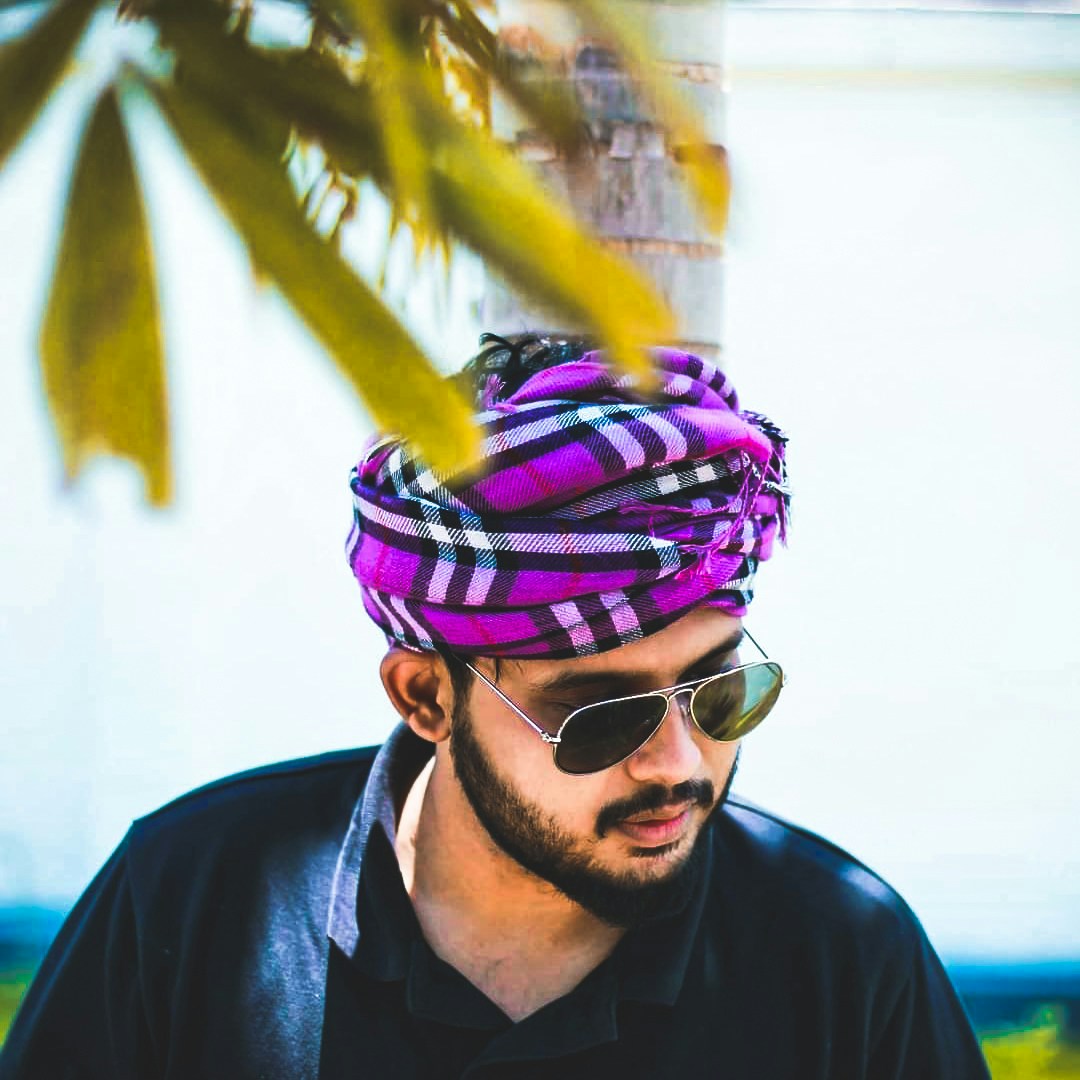 Zum Profil von sadeeq ishan