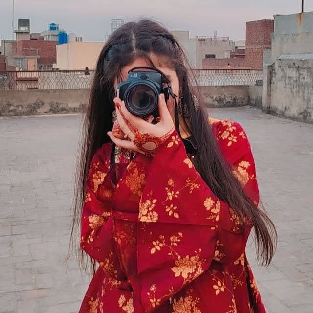 Avatar of user Somia Lone