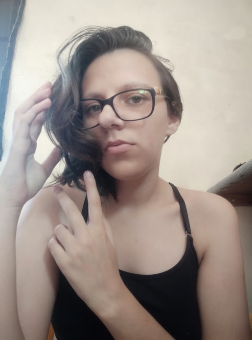 Ve al perfil de Bruna Ferreira