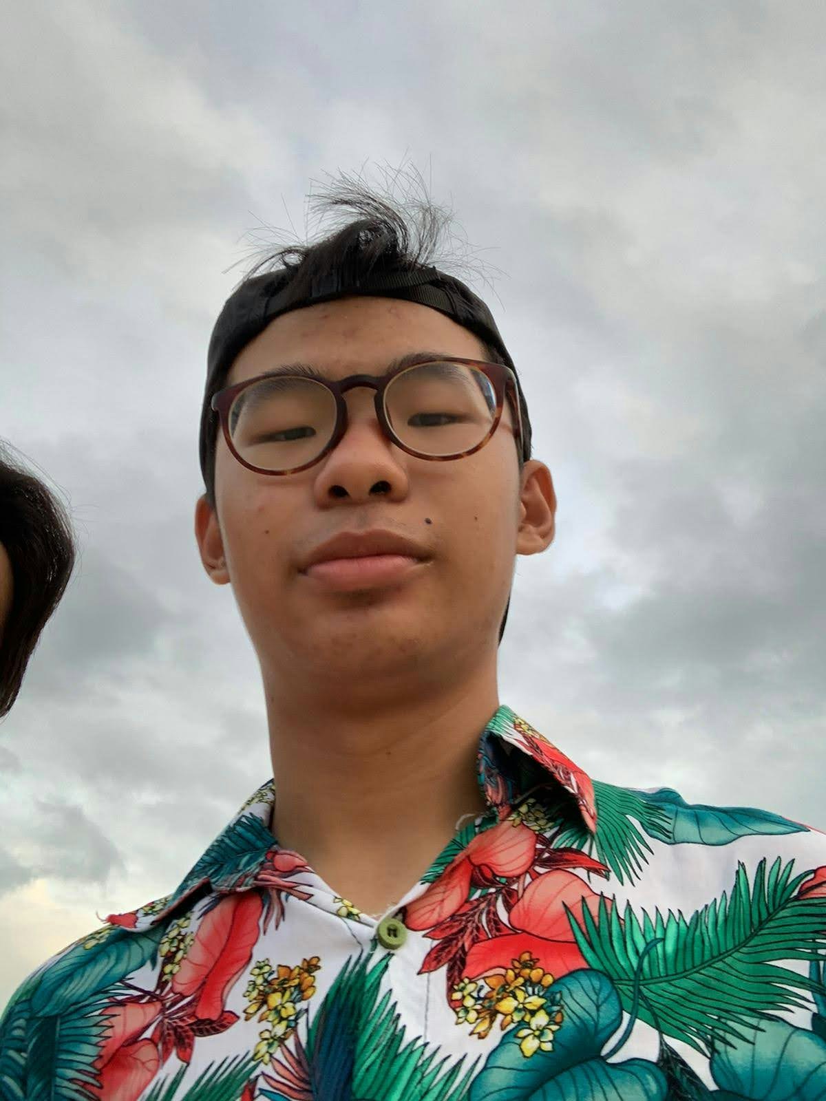 Zum Profil von Ryan Lau