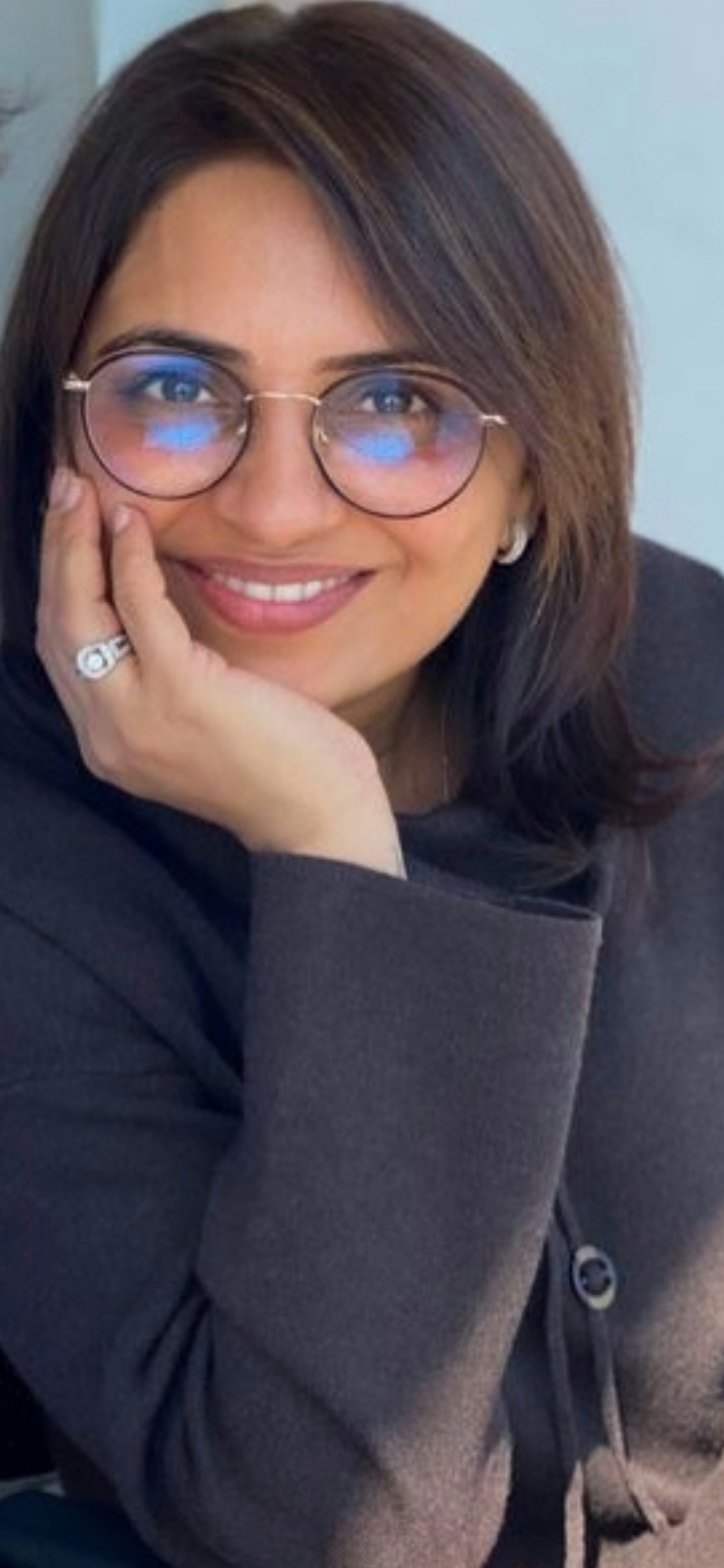 Minal Galaのプロフィールを見る