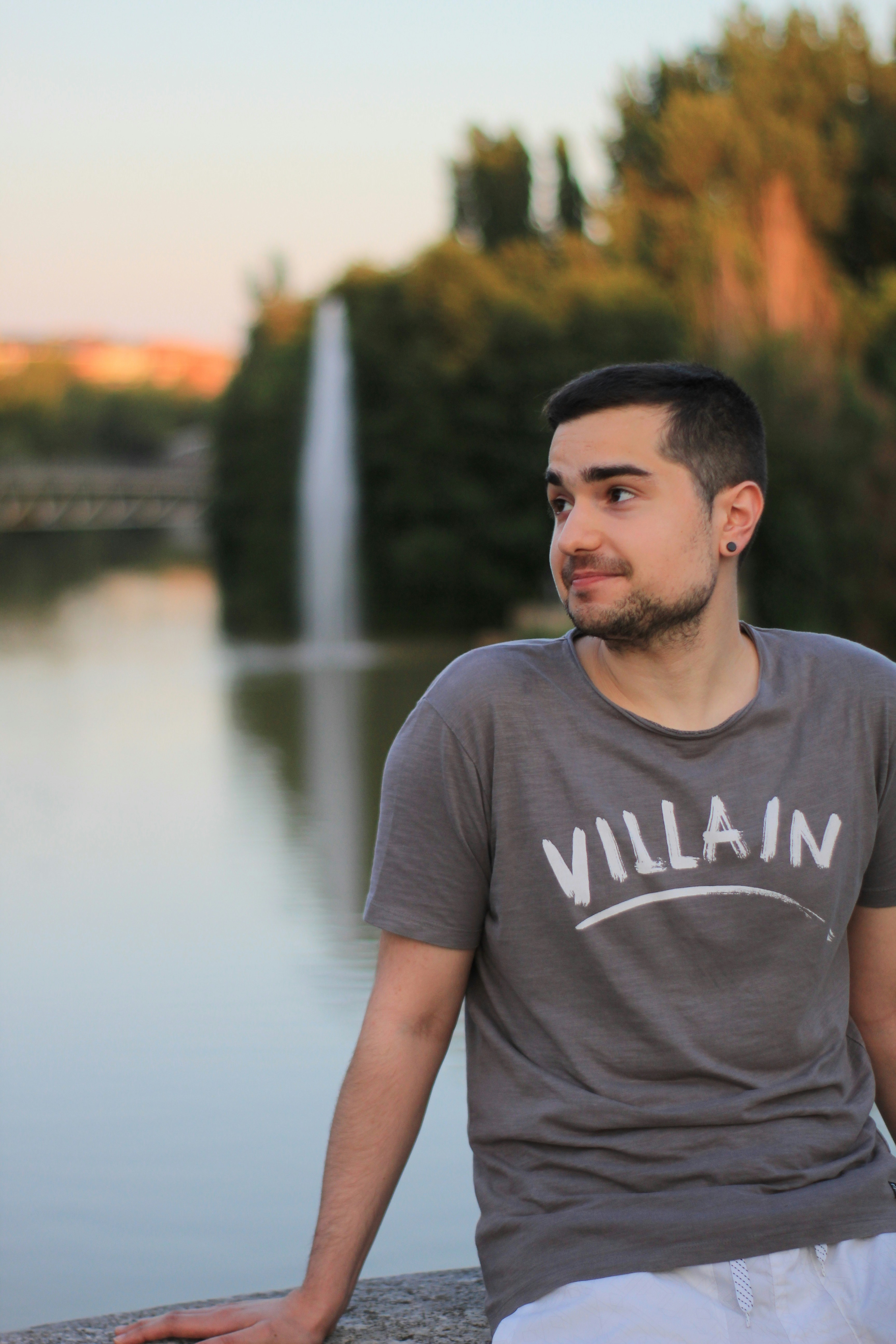 Zum Profil von Alberto García Domínguez