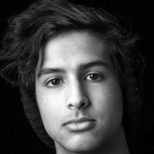 Ve al perfil de Nikola Studios 📷