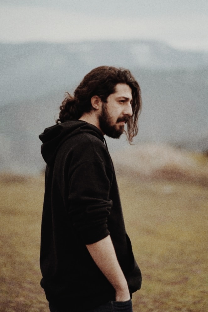 Amir Naseriのプロフィールを見る