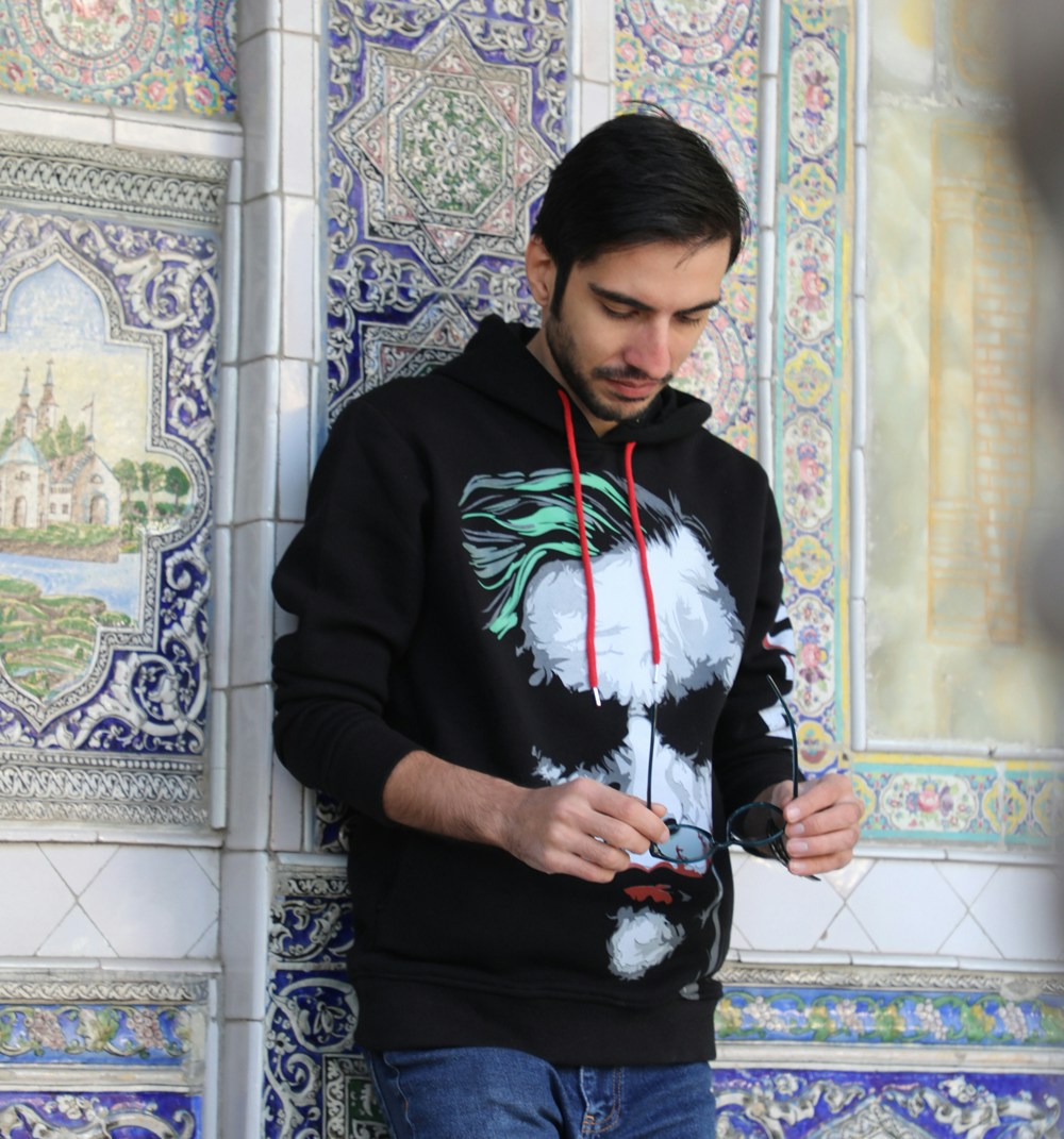 Go to Moein Ghezelbash's profile