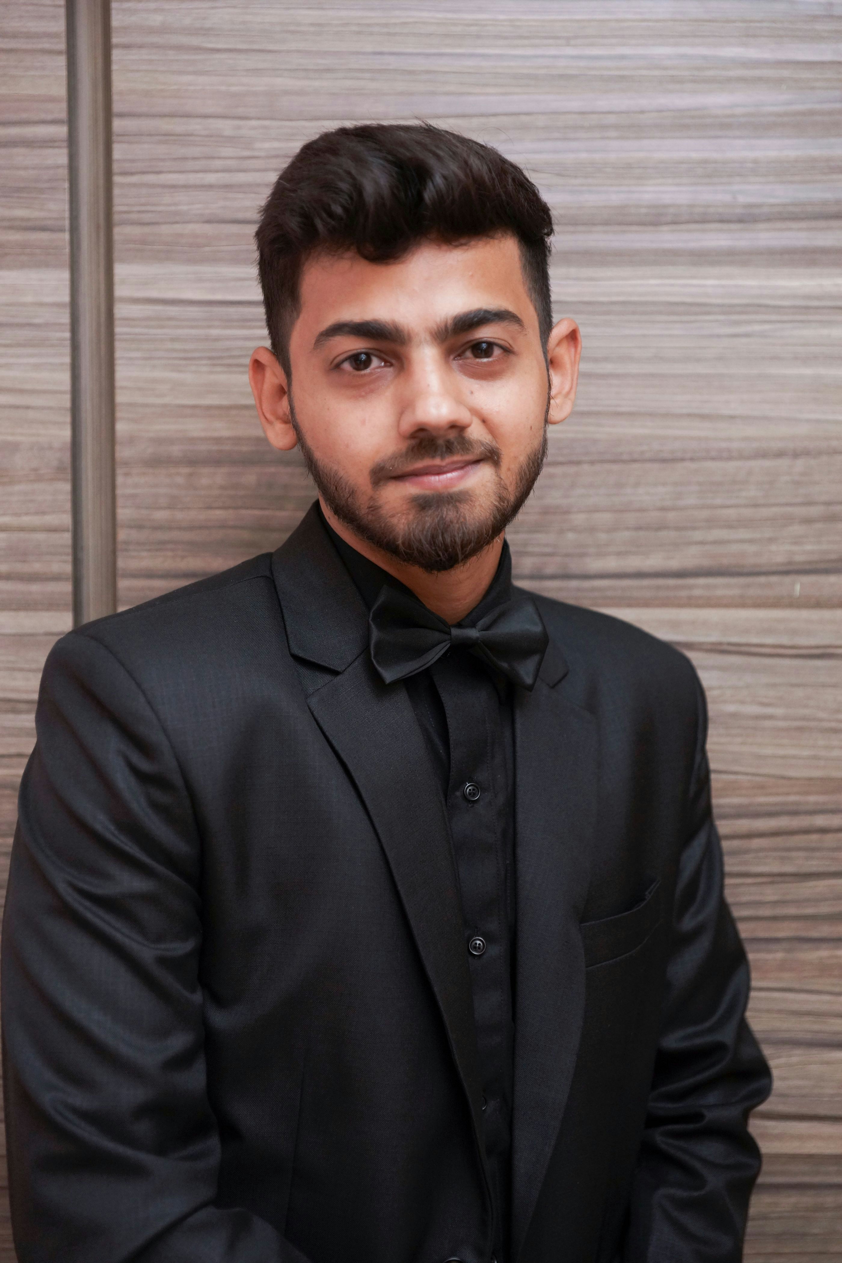 Accéder au profil de Suyash Shukla