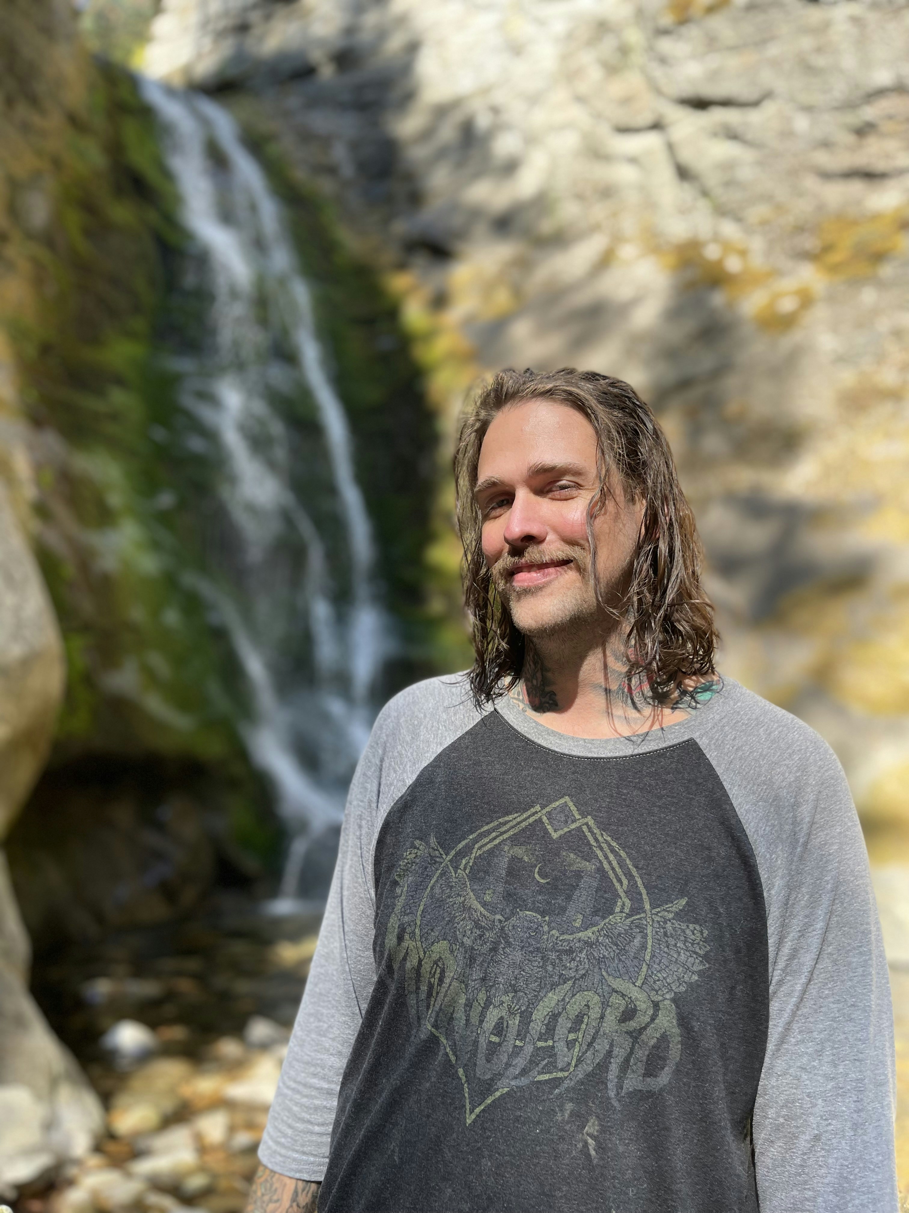 Mike Hendsのプロフィールを見る