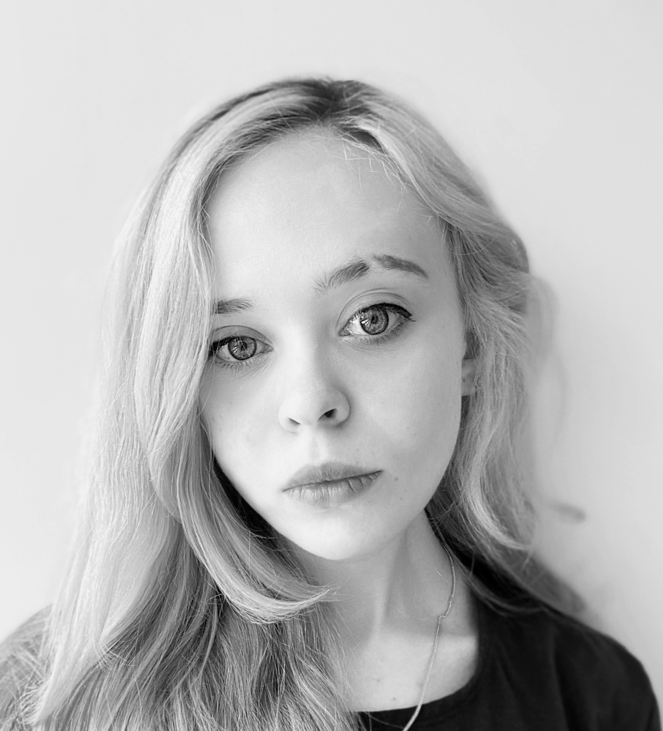 Alina Markivのプロフィールを見る