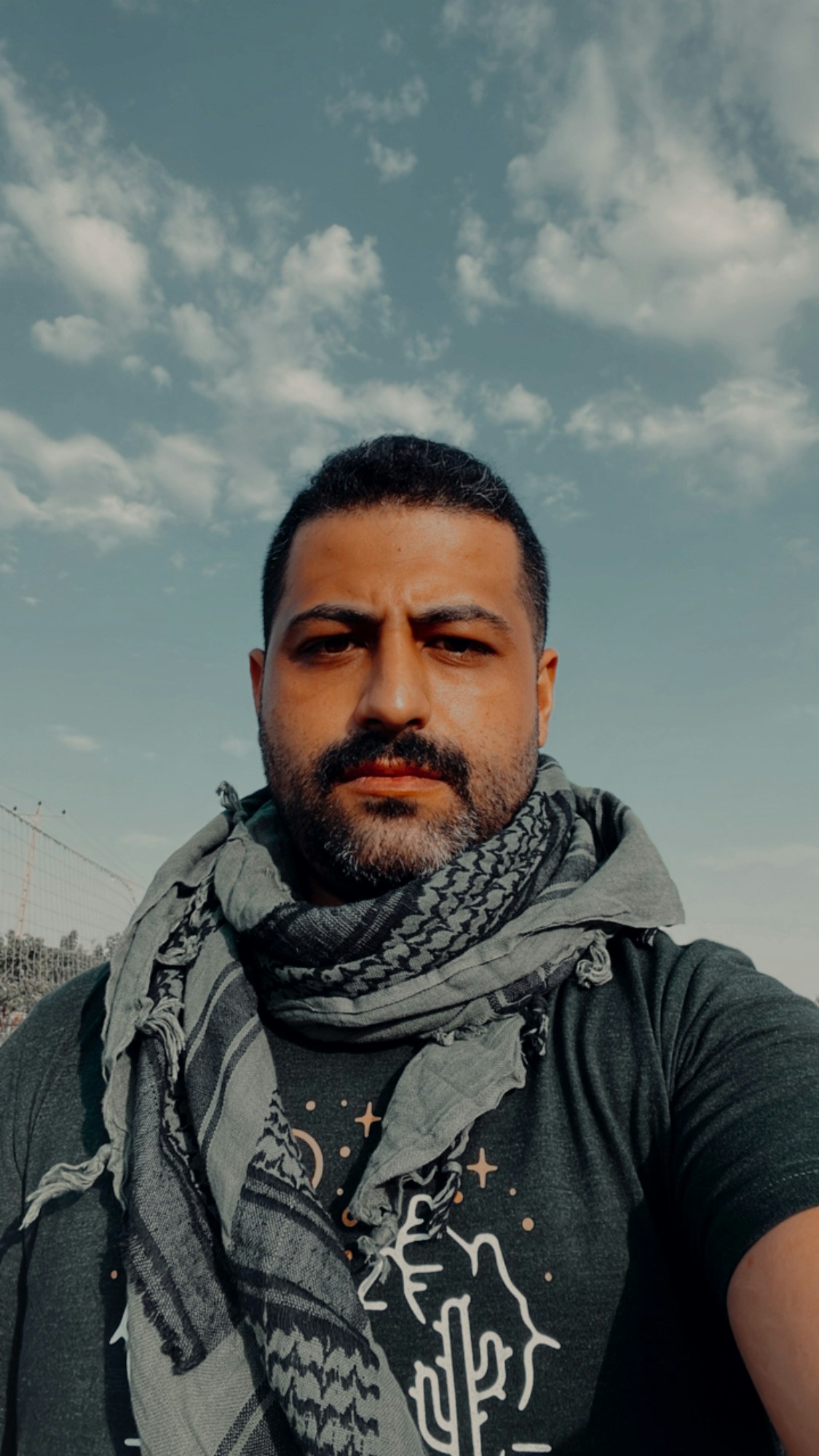 Go to hiva sharifi's profile