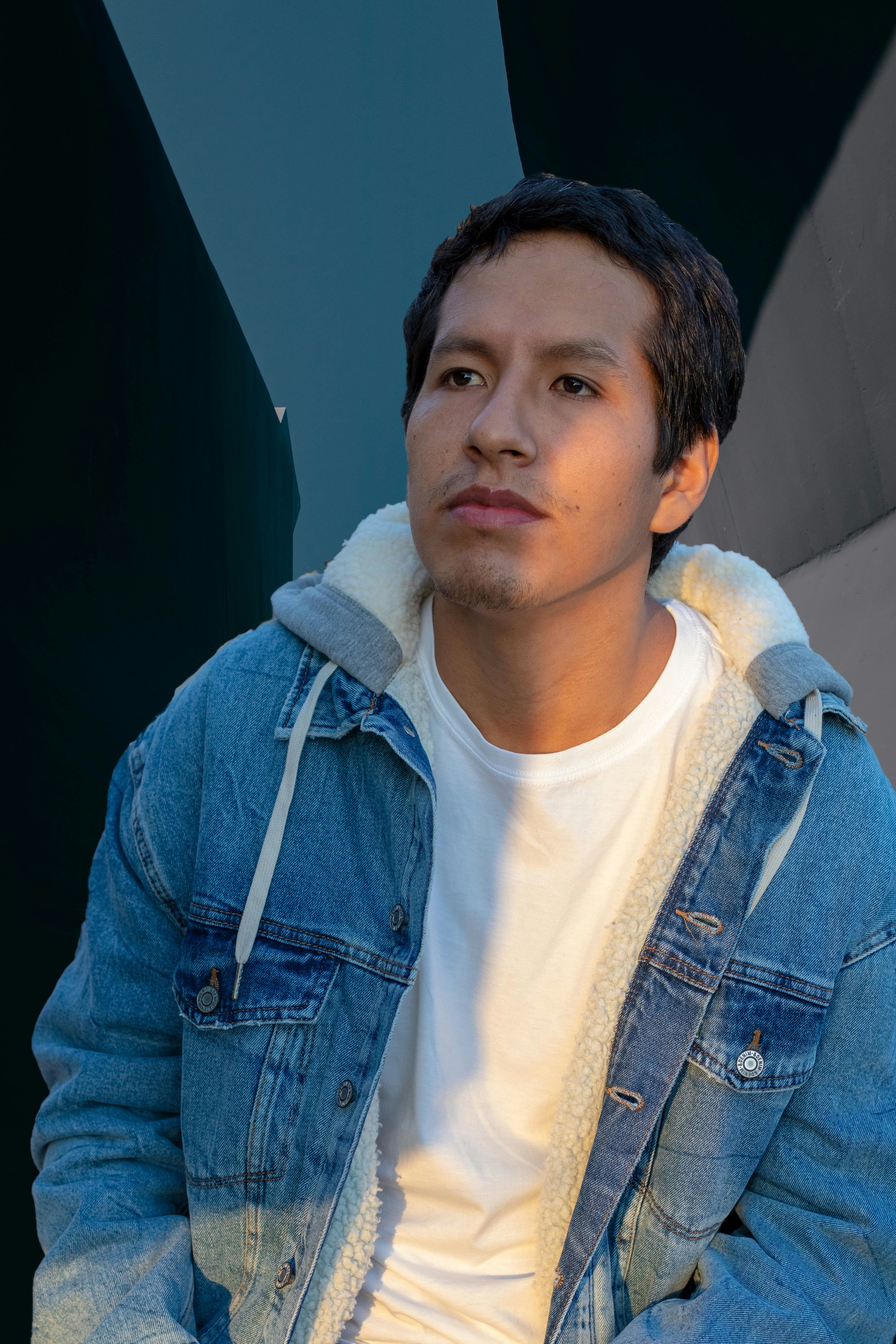 Ve al perfil de Jorge Bustamante