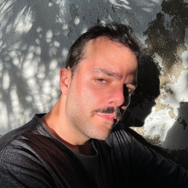 Go to Lucas Campoi's profile