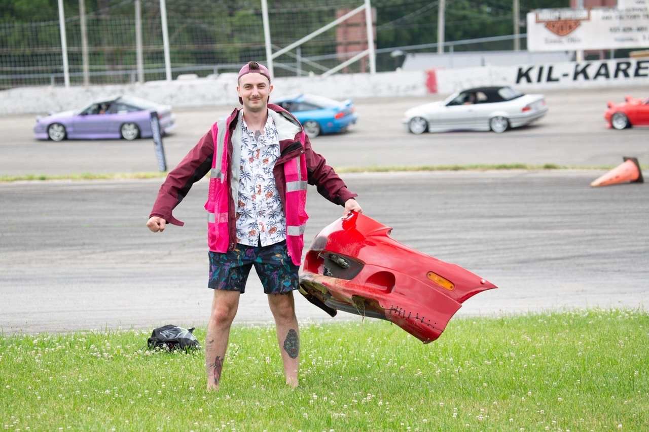 Ve al perfil de Alex Brisbey