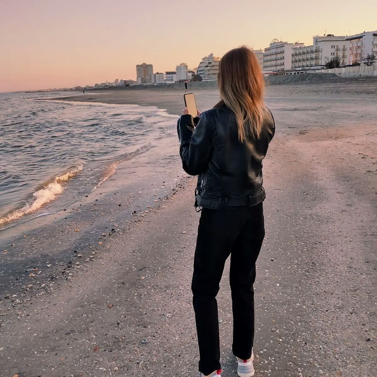Ir para o perfil de Nicole Maelle