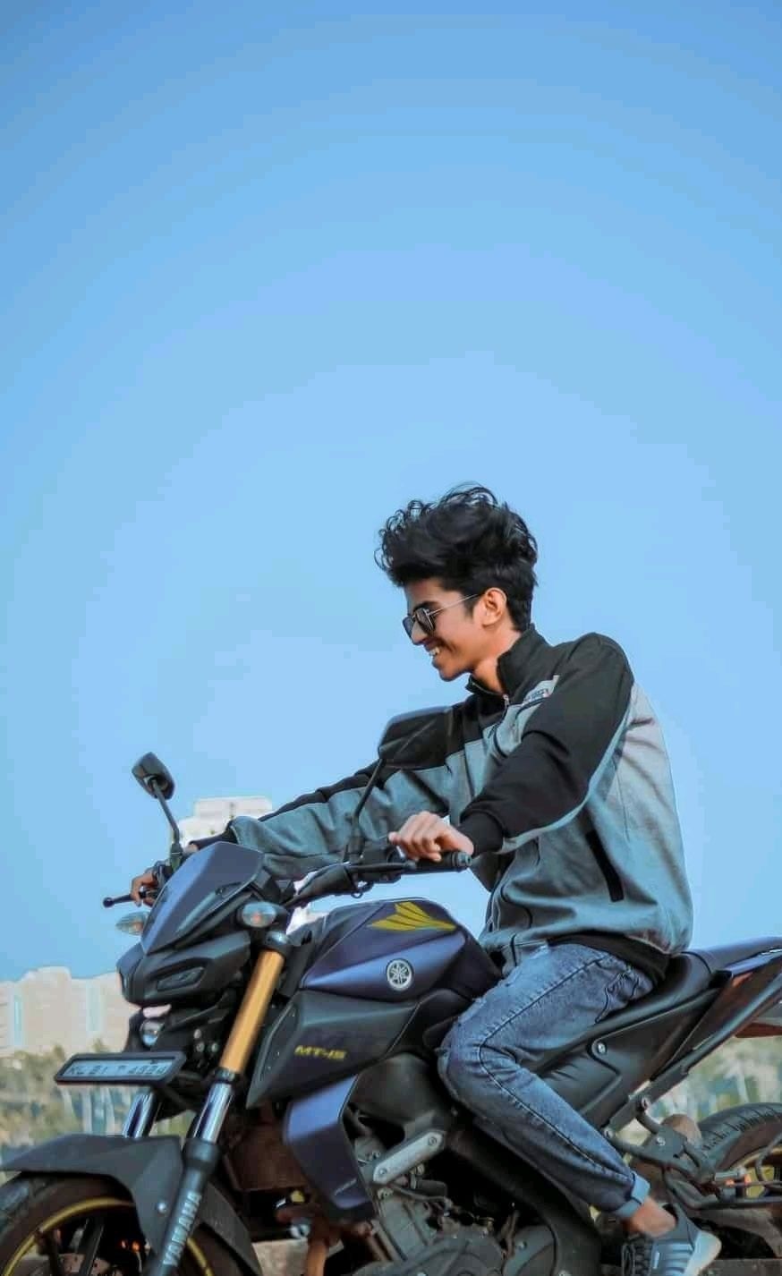 Zum Profil von Sreeraj S