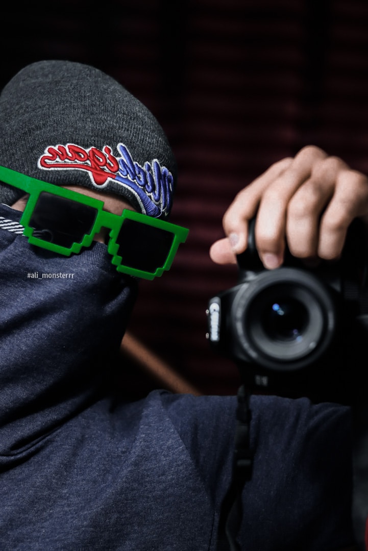 Ali Mosawratiiのプロフィールを見る