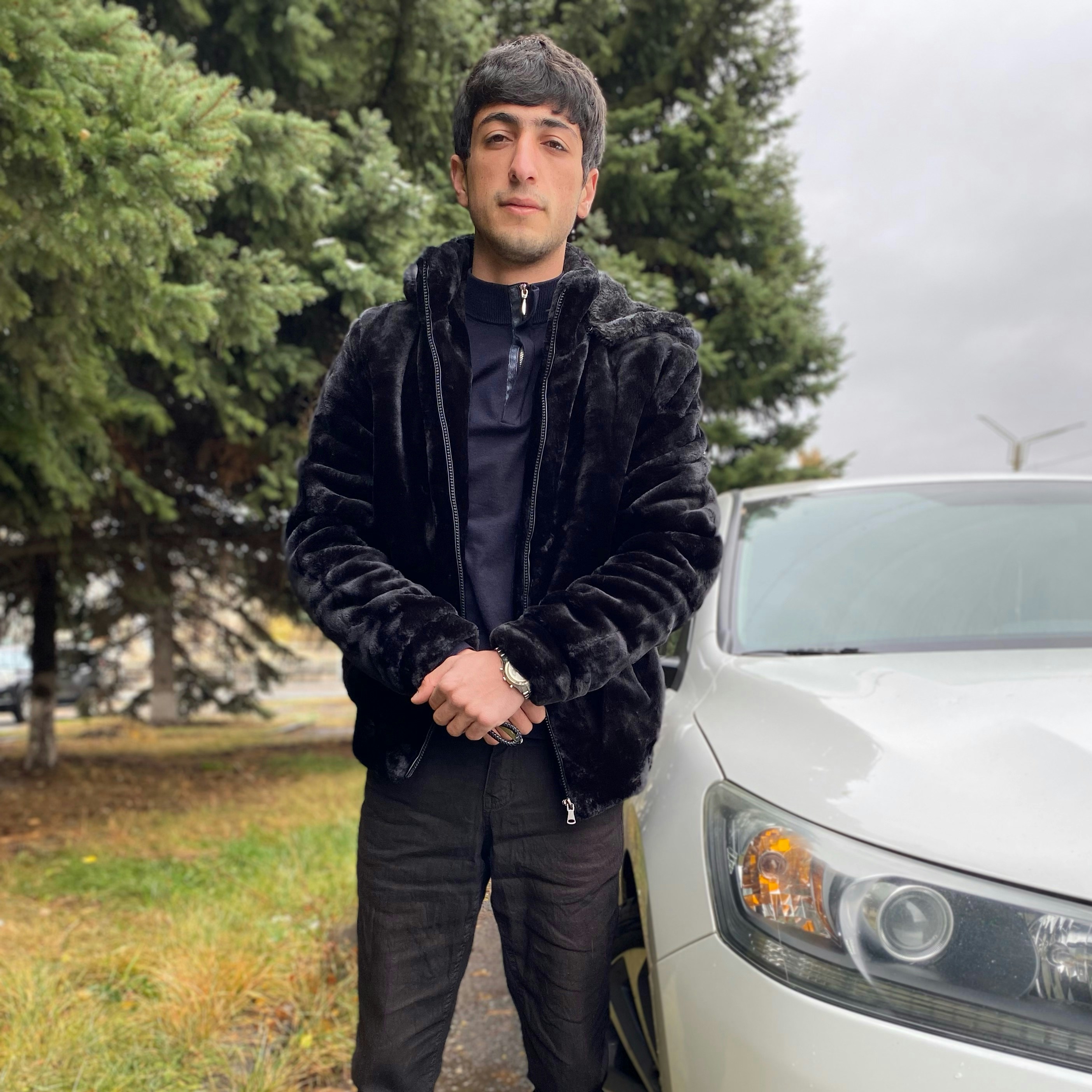 Go to Zav Avetisyan's profile