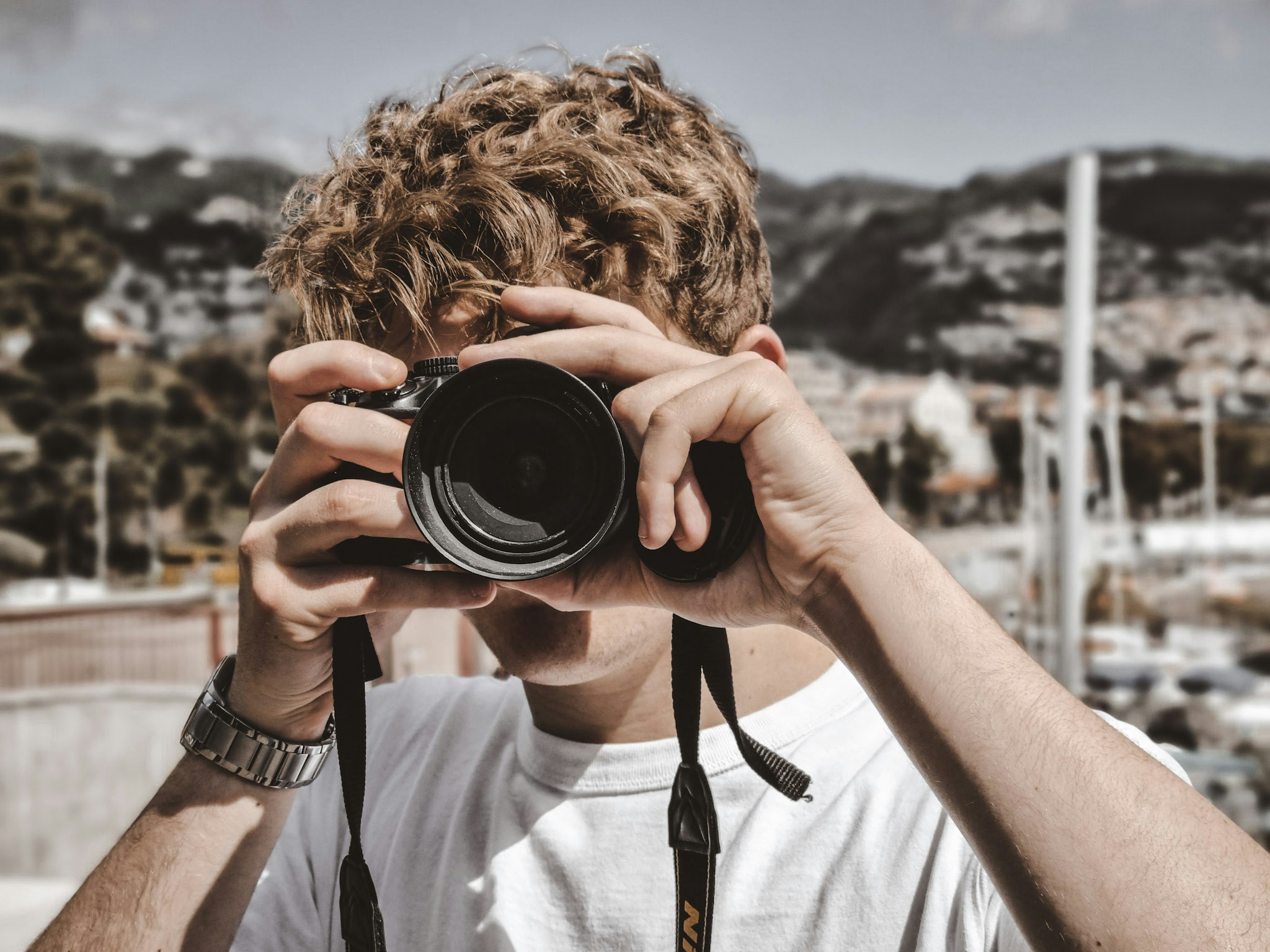 Zum Profil von James Moore