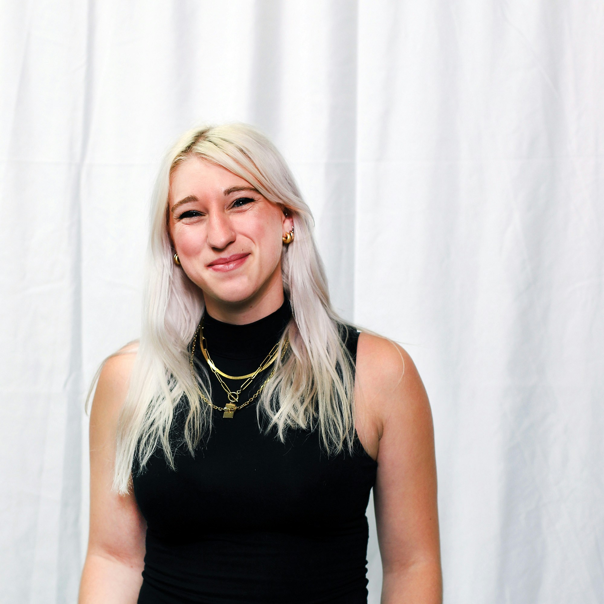 Claire Abdoのプロフィールを見る