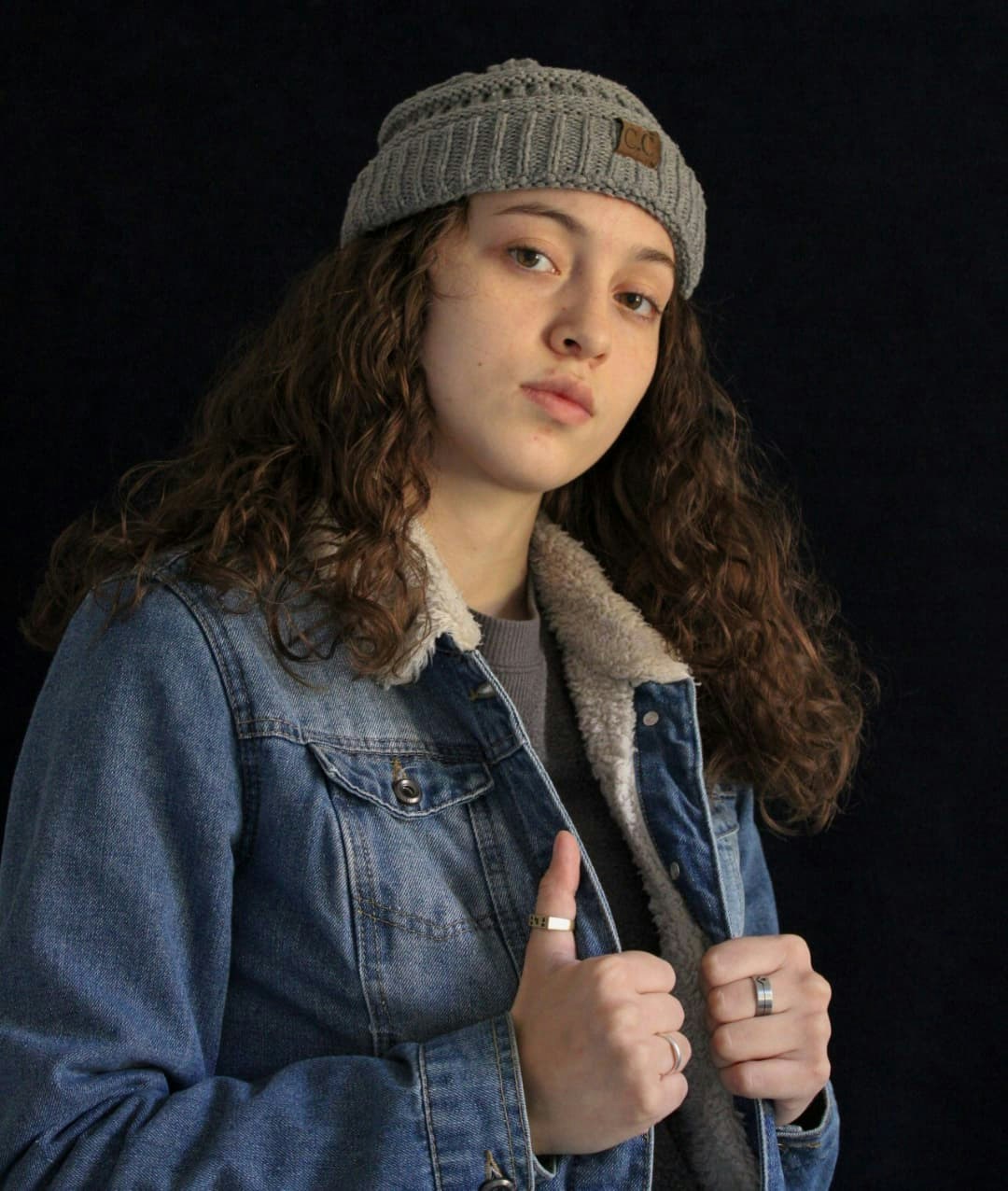 Go to Abril Chavira's profile