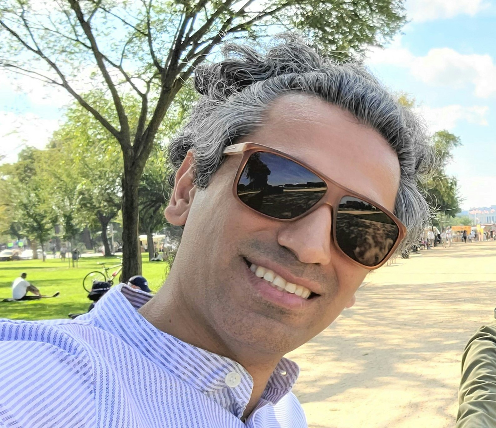 Go to Kia Sari's profile