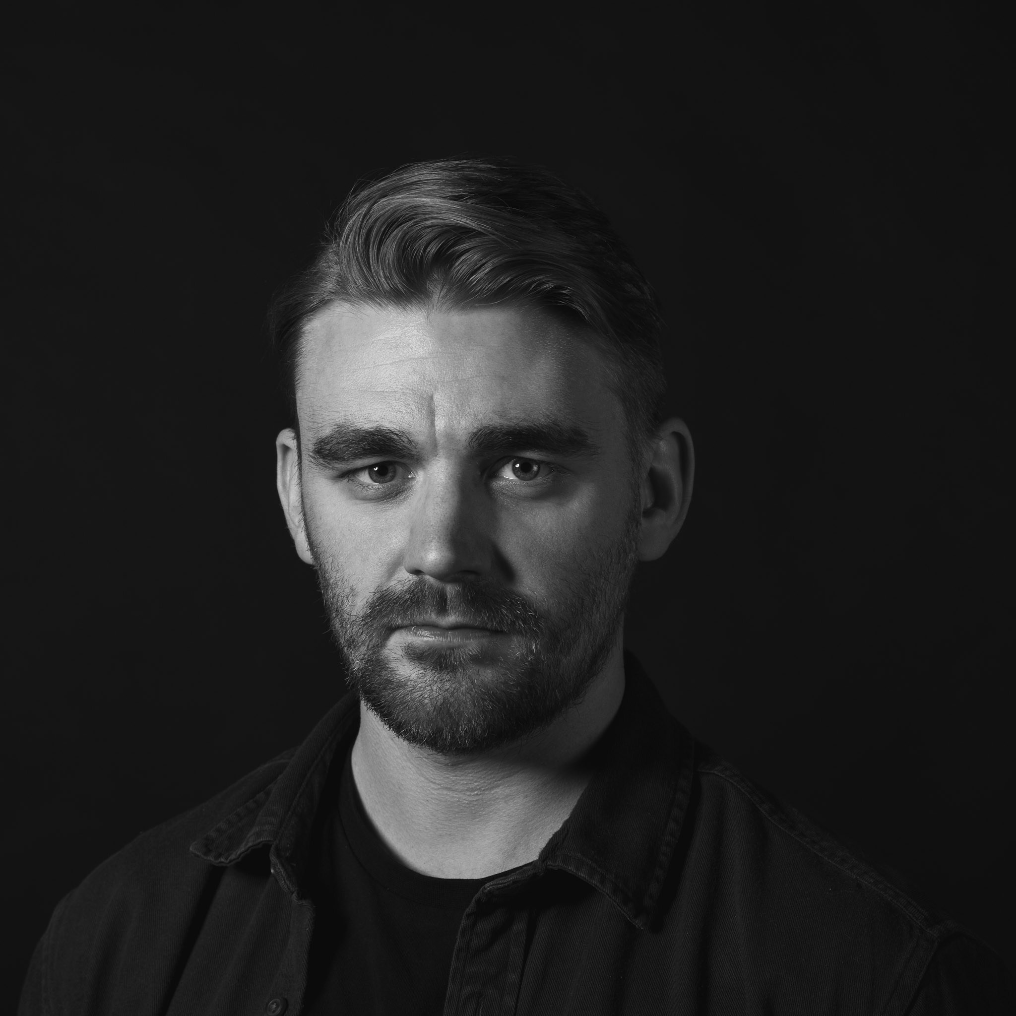 Buka profil Marc Sumner
