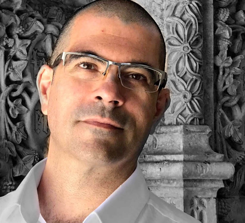 Avatar of user Alvaro Carrilho