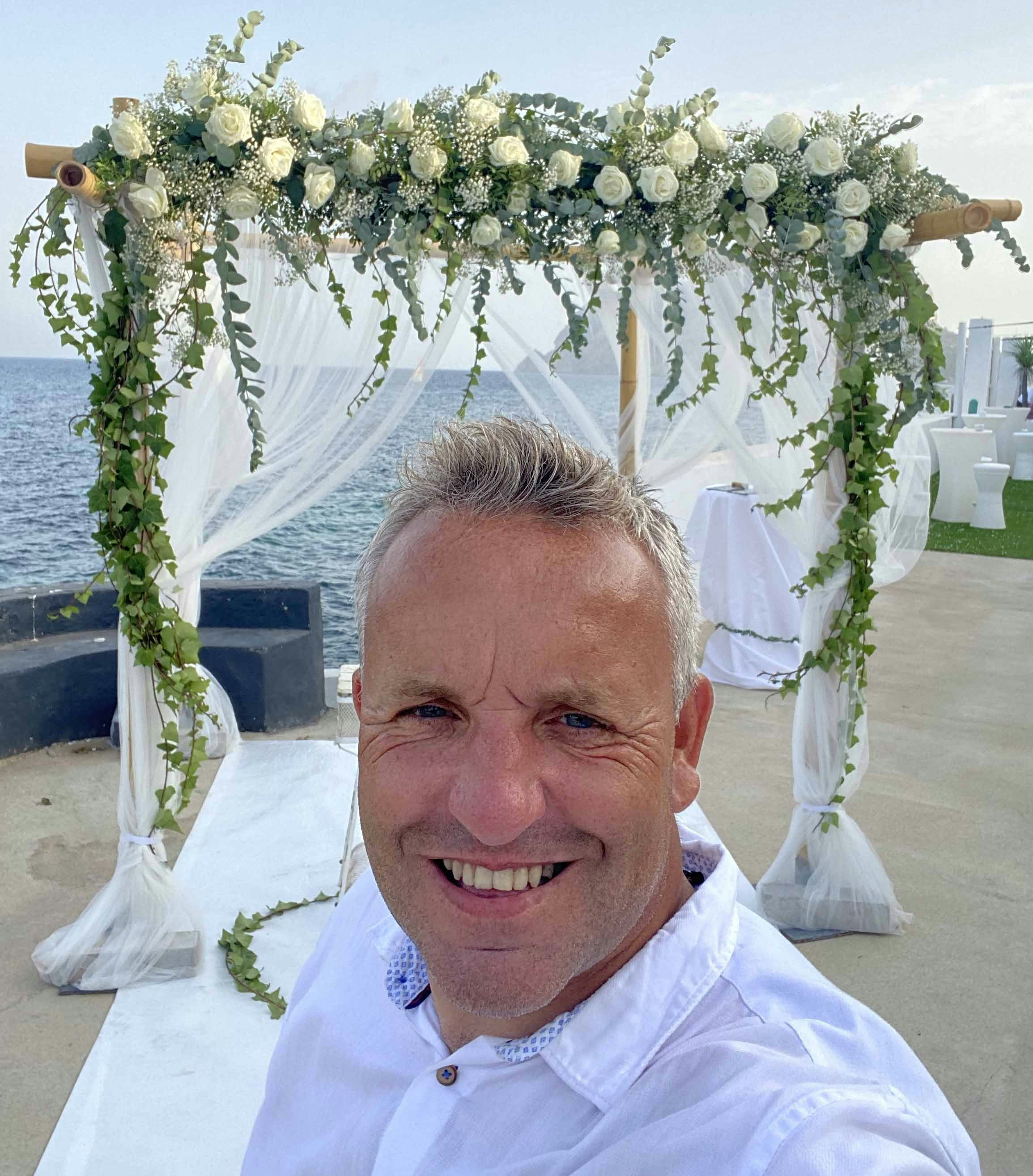 Go to Paul Hewart's profile