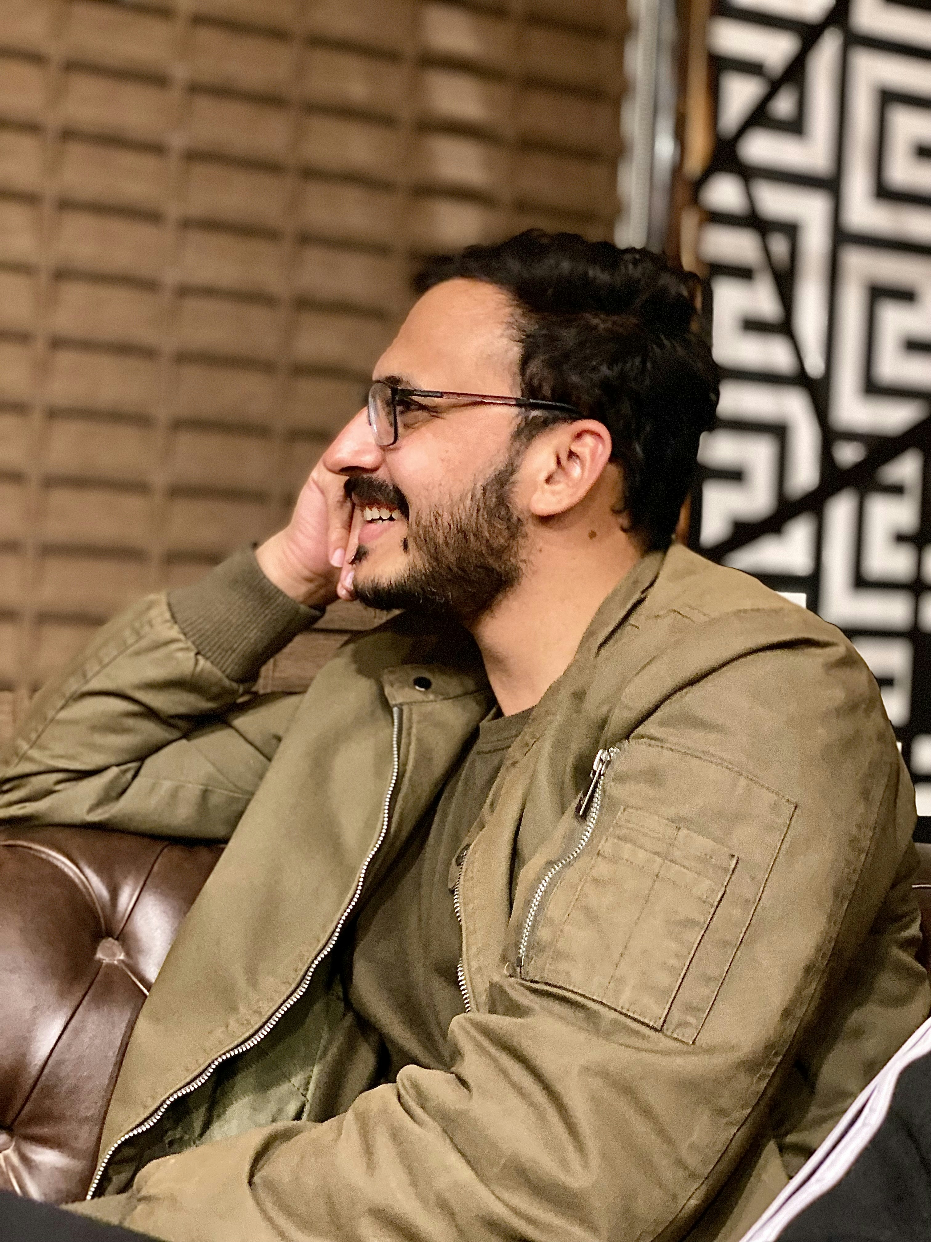 Buka profil Yazdyar Waseem