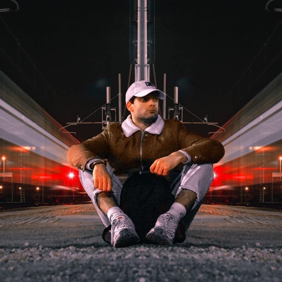 Go to Davide Aracri's profile