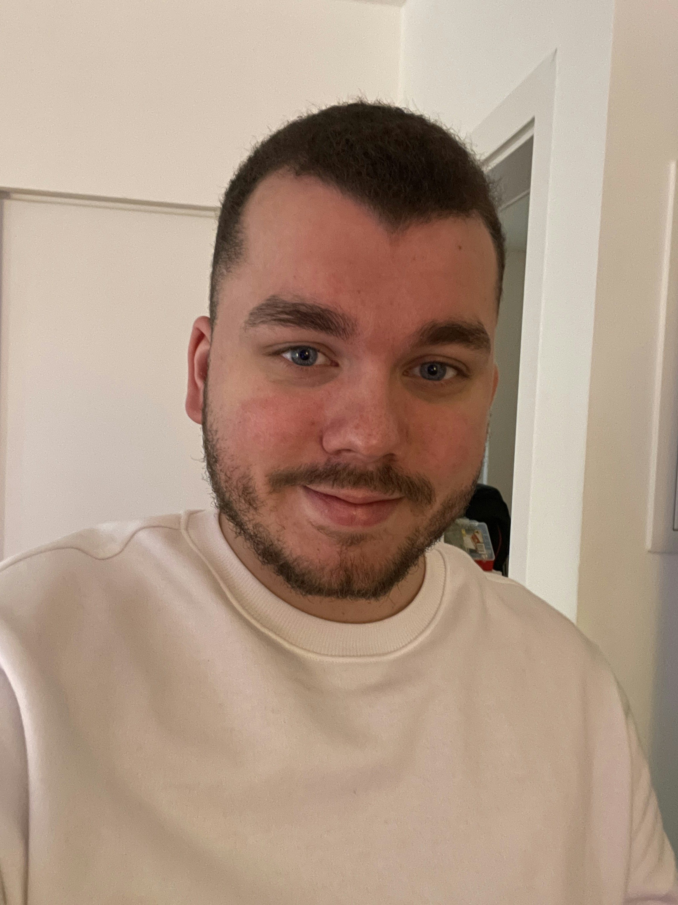 Go to Leon Thielking's profile