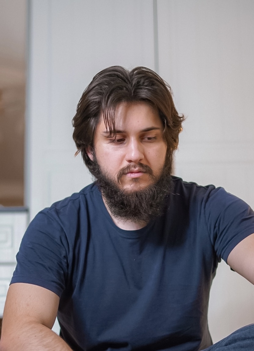 Mahach Gadzhievのプロフィールを見る