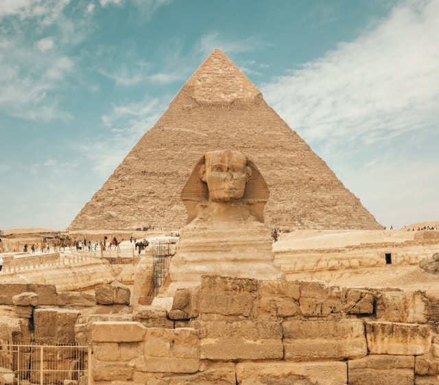 Ve al perfil de Ahmed Afifi