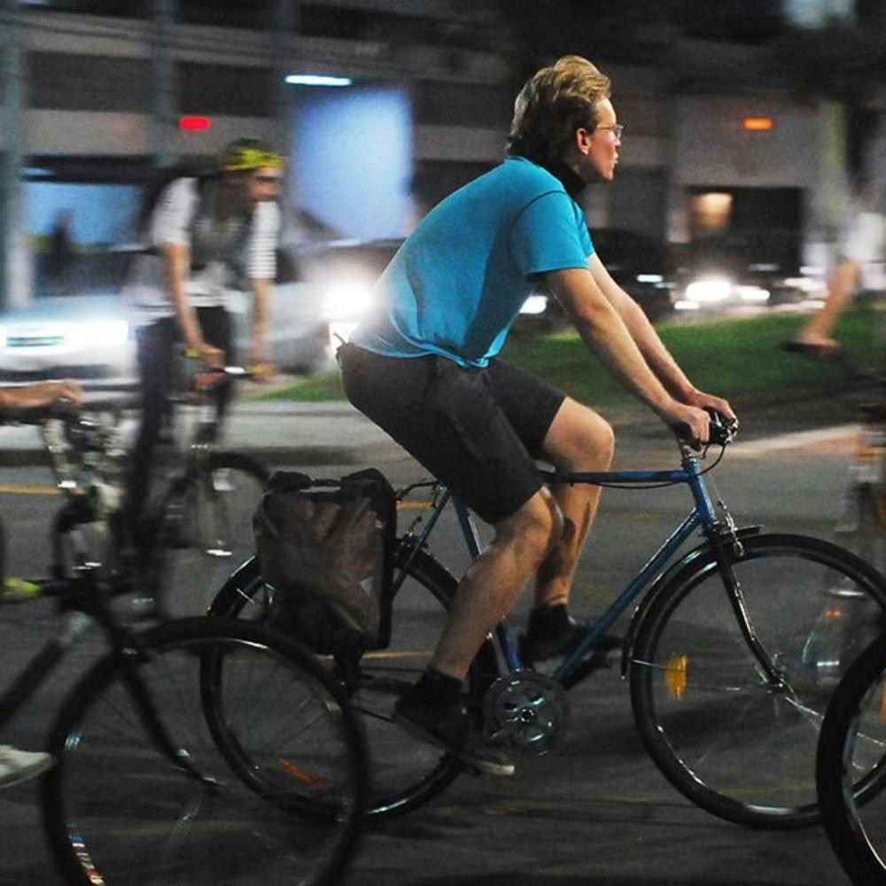 Go to Henrique Jakobi Moreira's profile