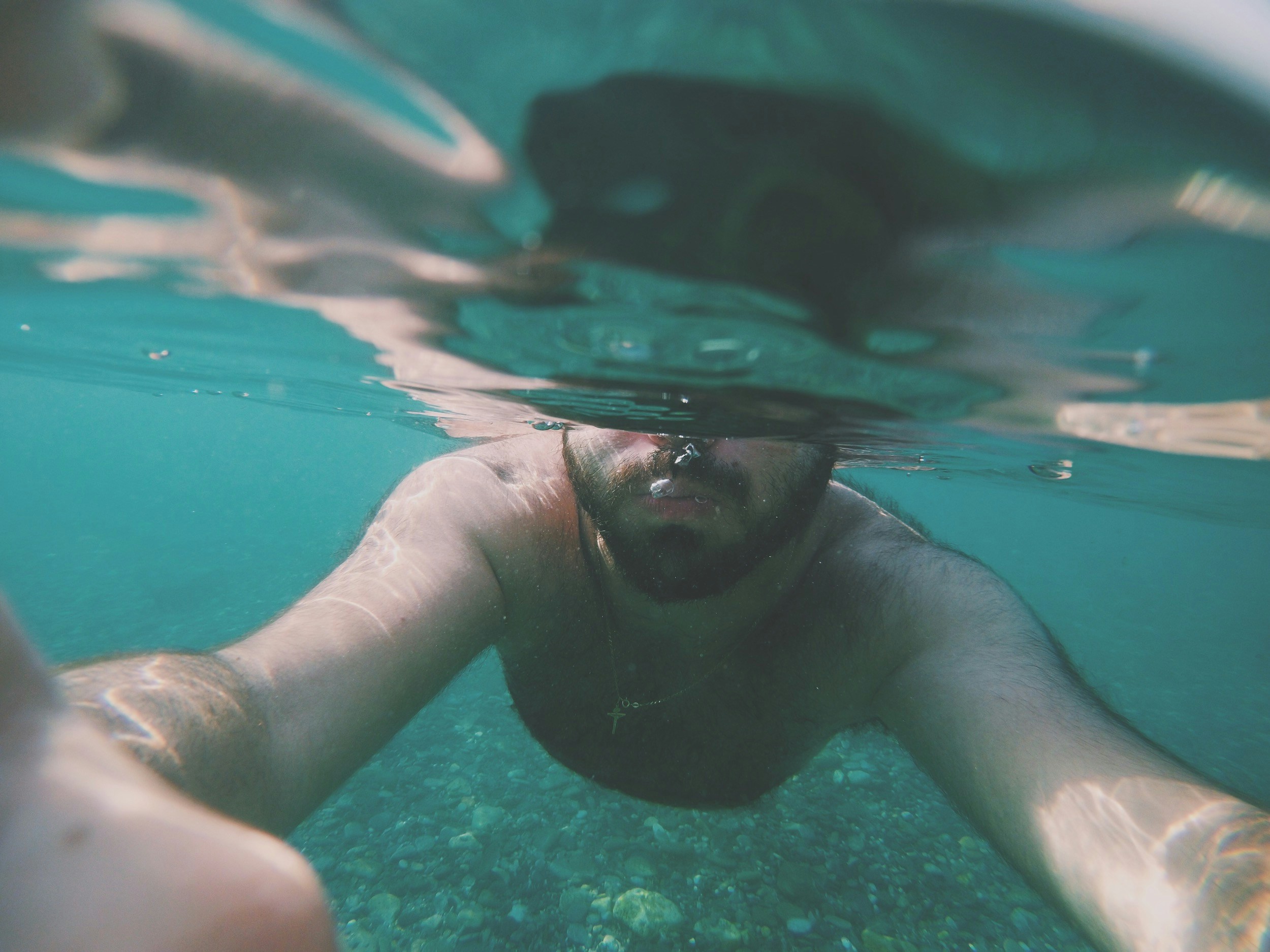 Go to holakarlos's profile