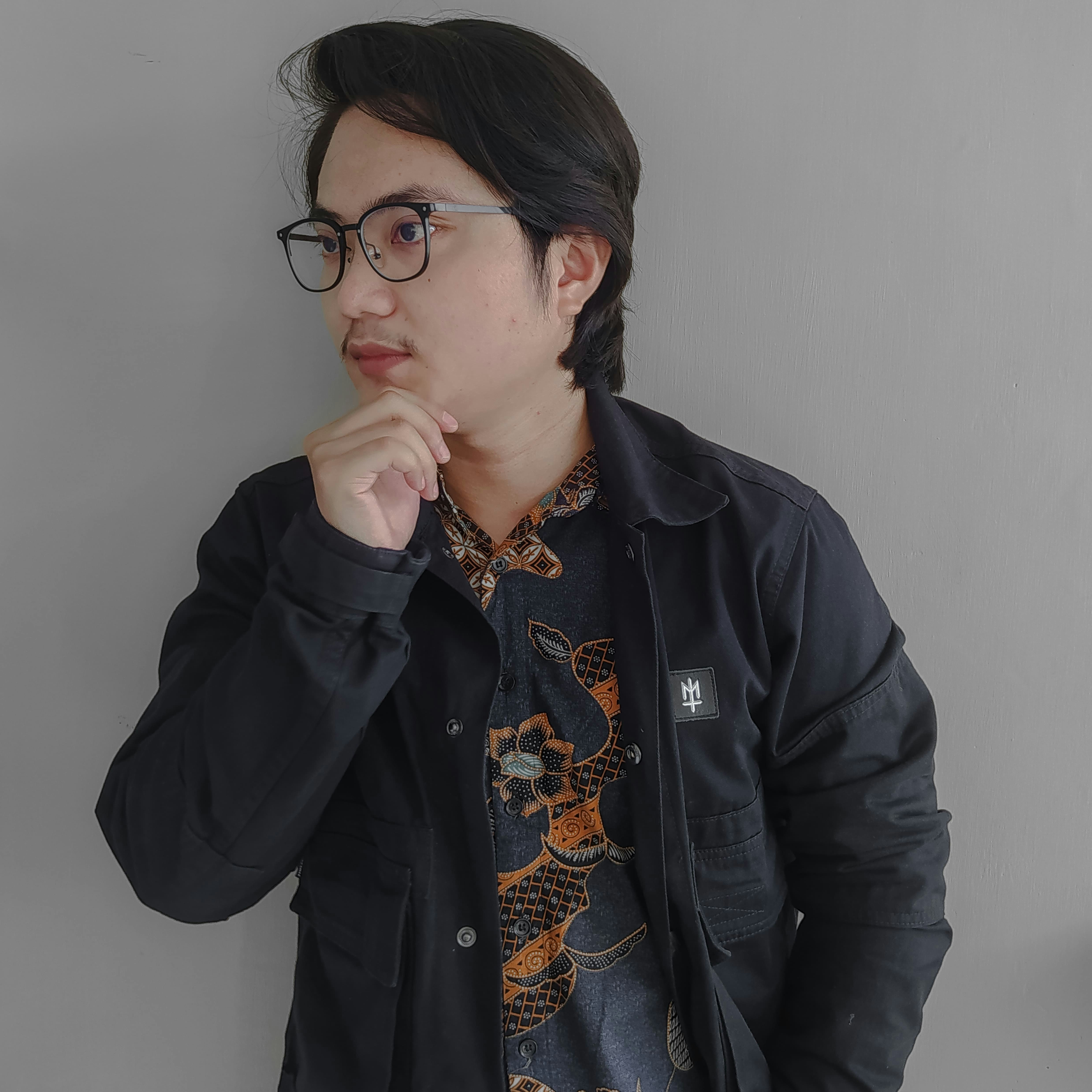 Ve al perfil de Reza Setiawan