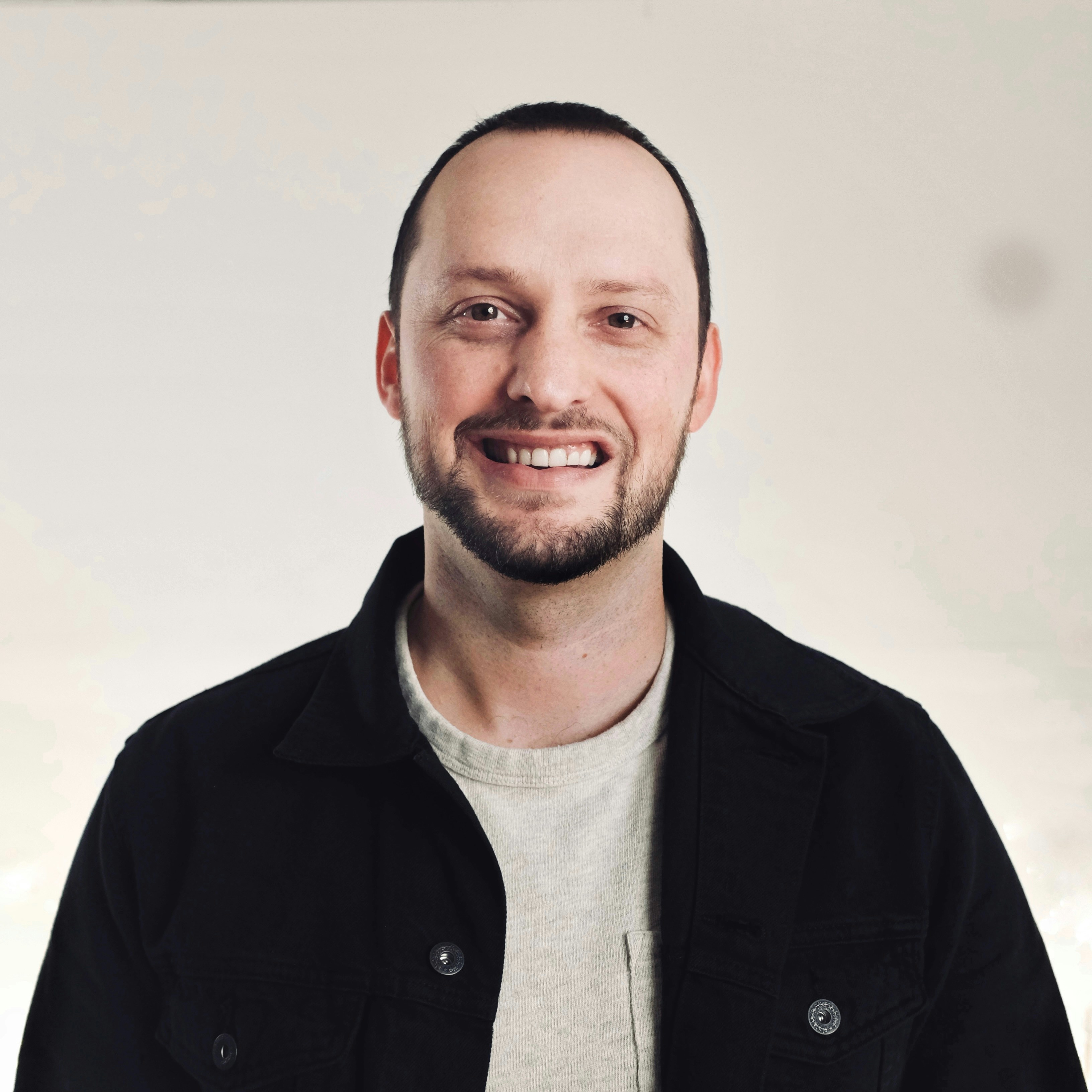 Taylor Wallingのプロフィールを見る