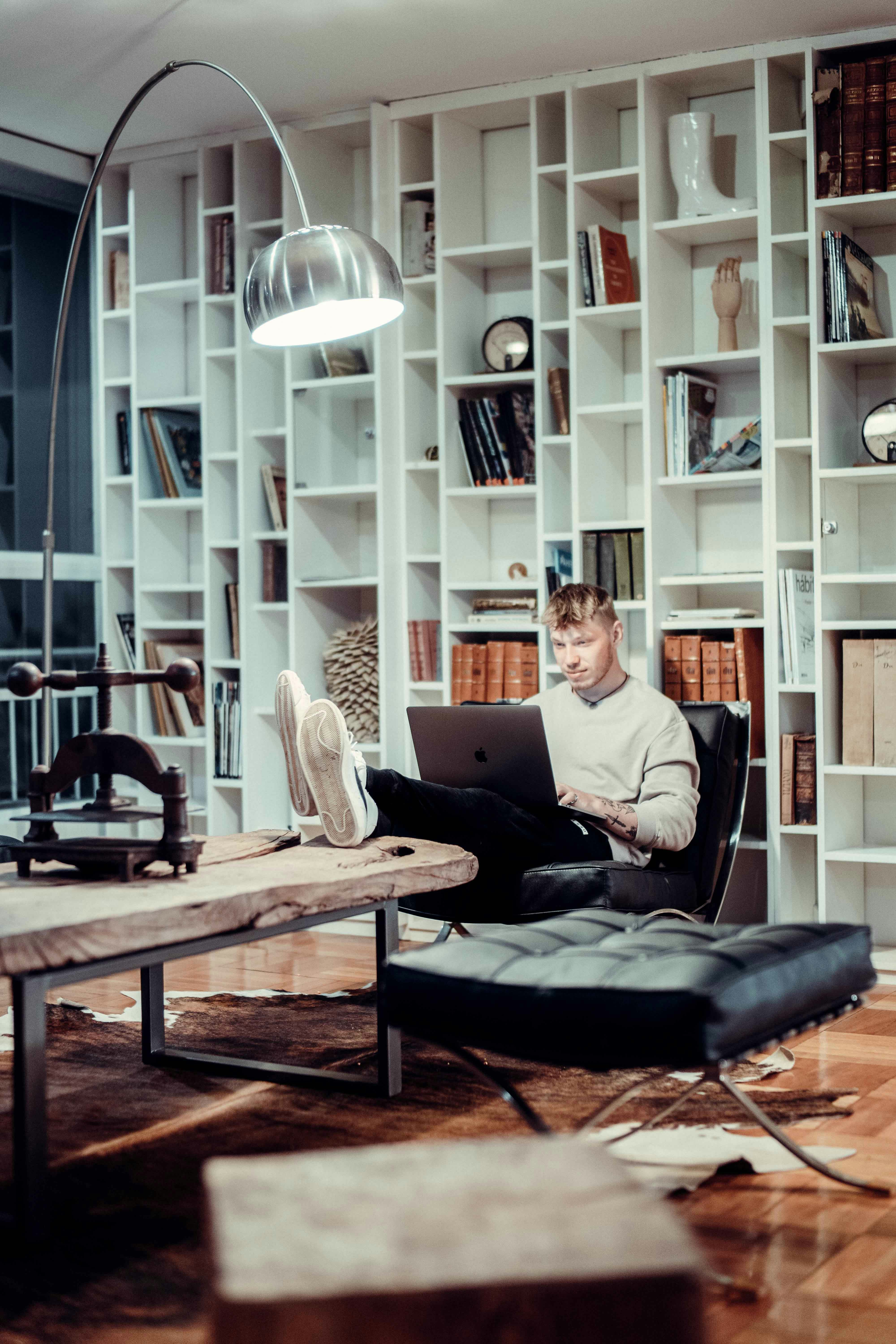 Go to Alex Cannova's profile