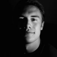 Buka profil Andrew Miller
