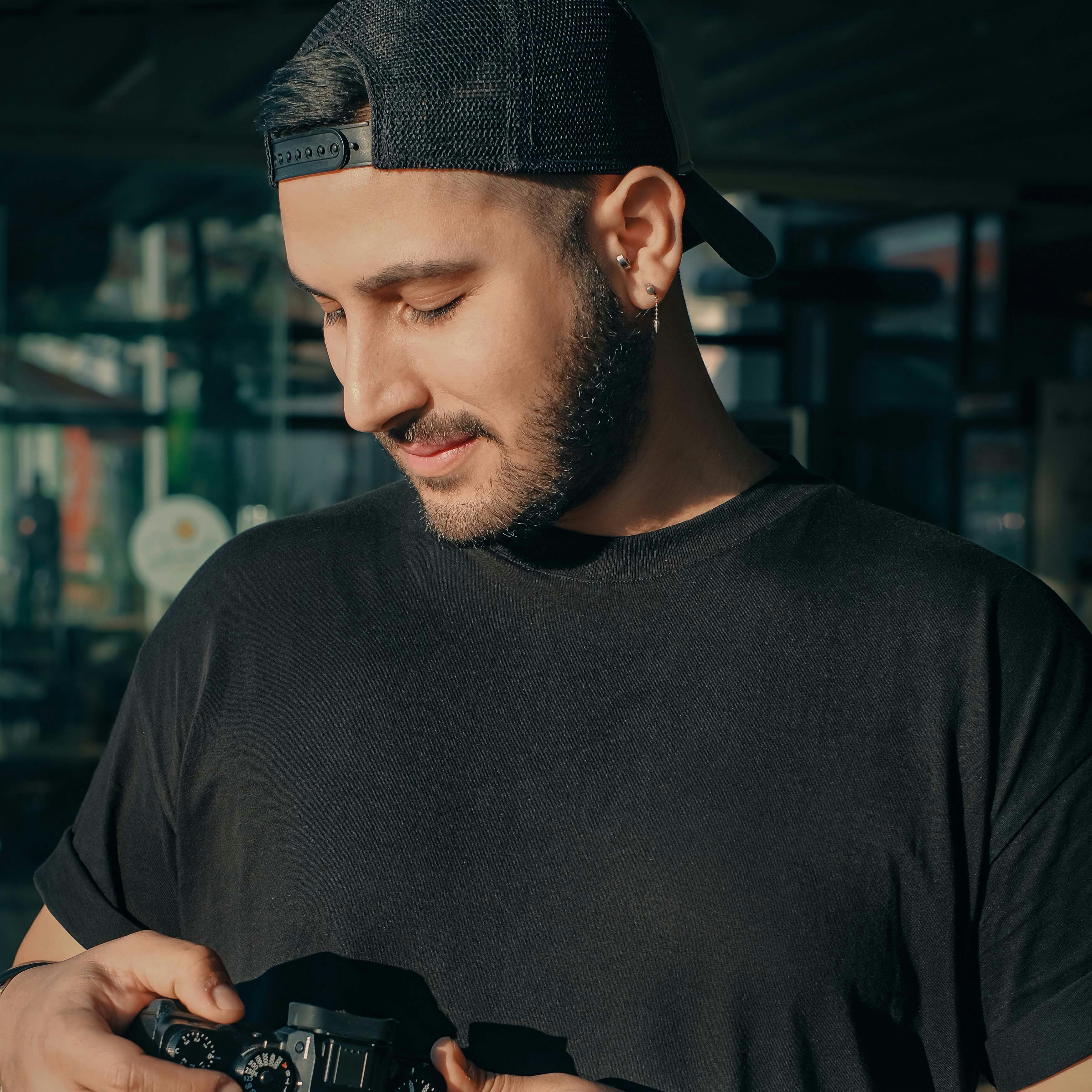 Go to Alper Güzeler's profile