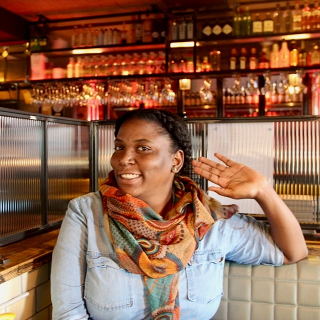 Ir para o perfil de Crystal Collis