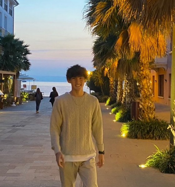 Go to Alexander Liu's profile