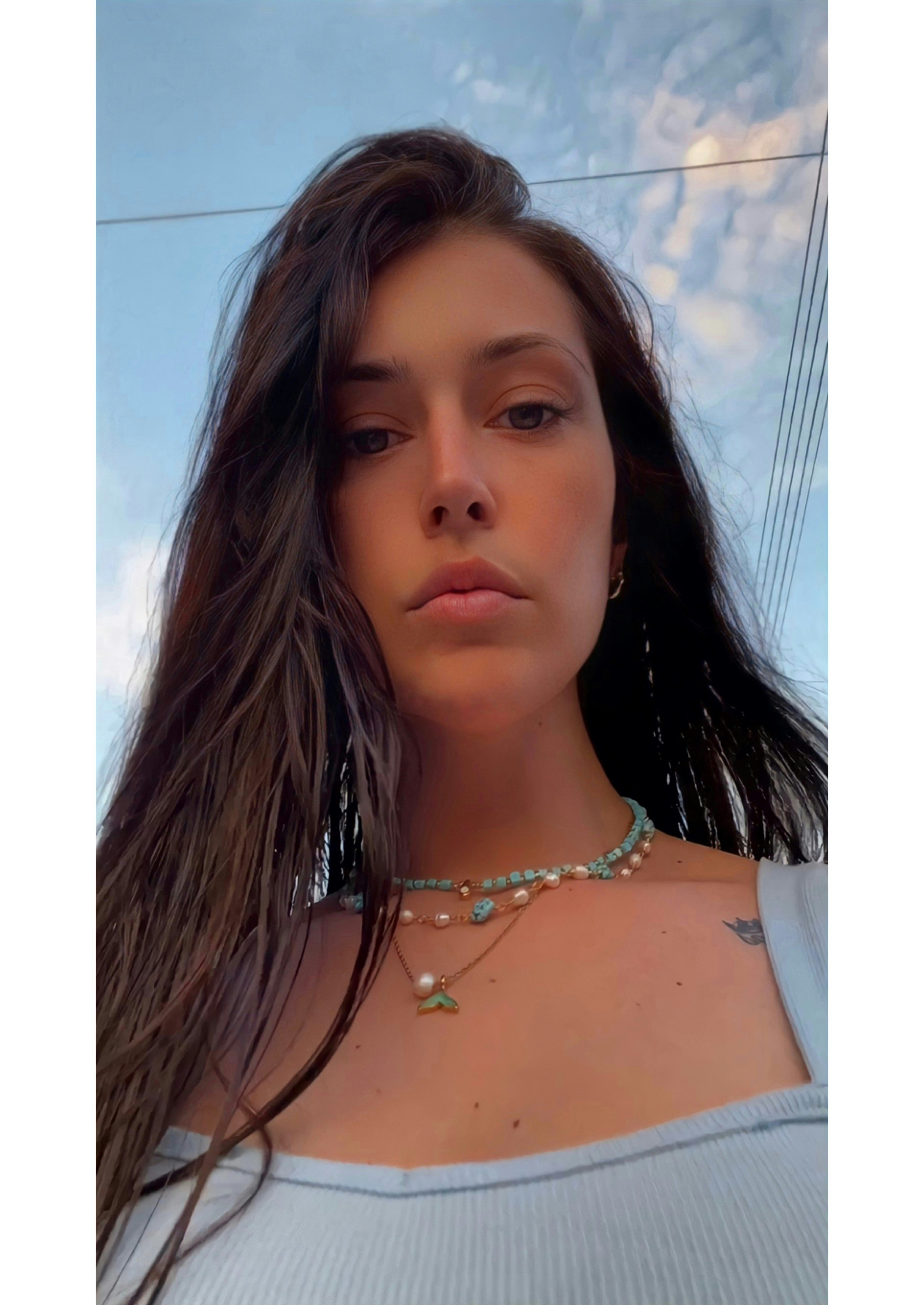 Buka profil Irena Kefala