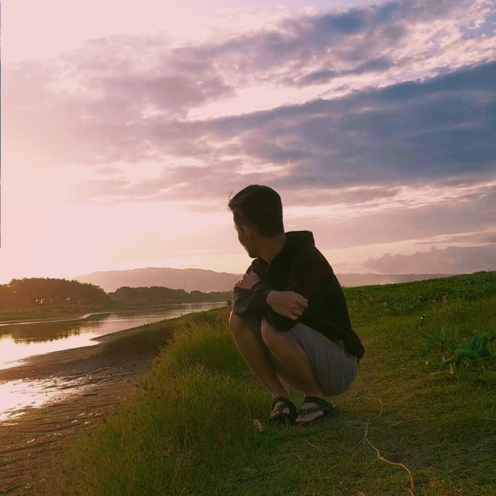 Go to Jonathan Bayu Raditya's profile