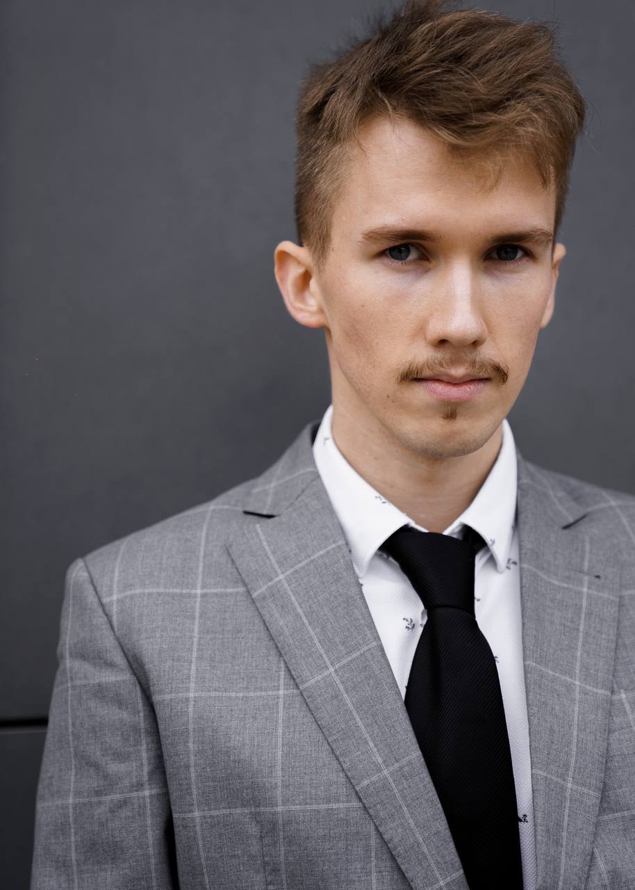 Go to Kolejo Frolov's profile