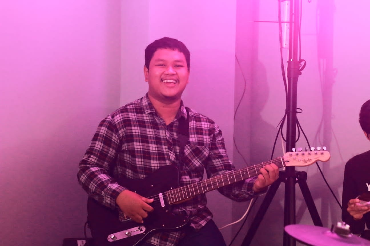 Go to Daniel Robert Adisurya's profile