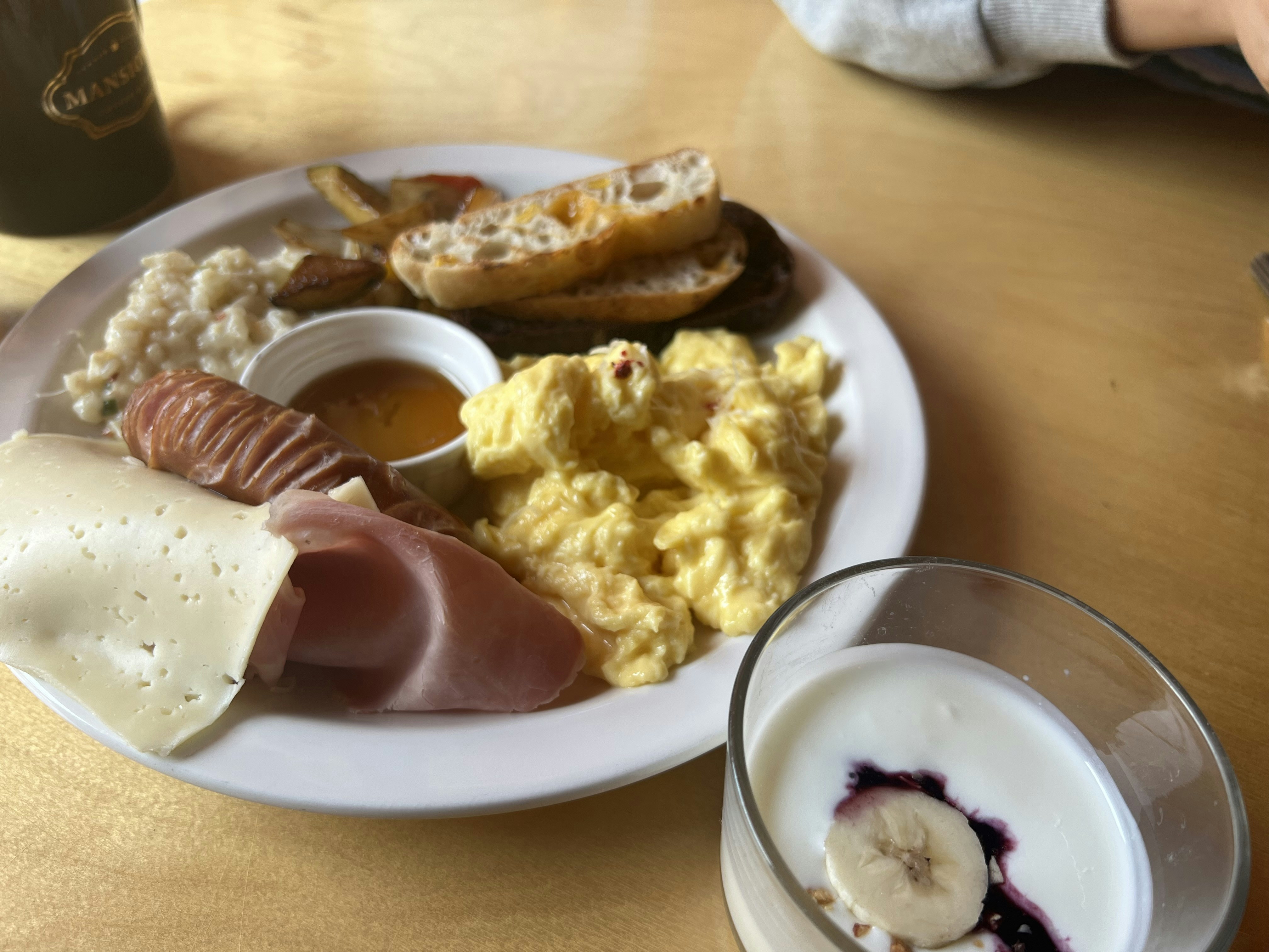 Go to Henn Lee's profile