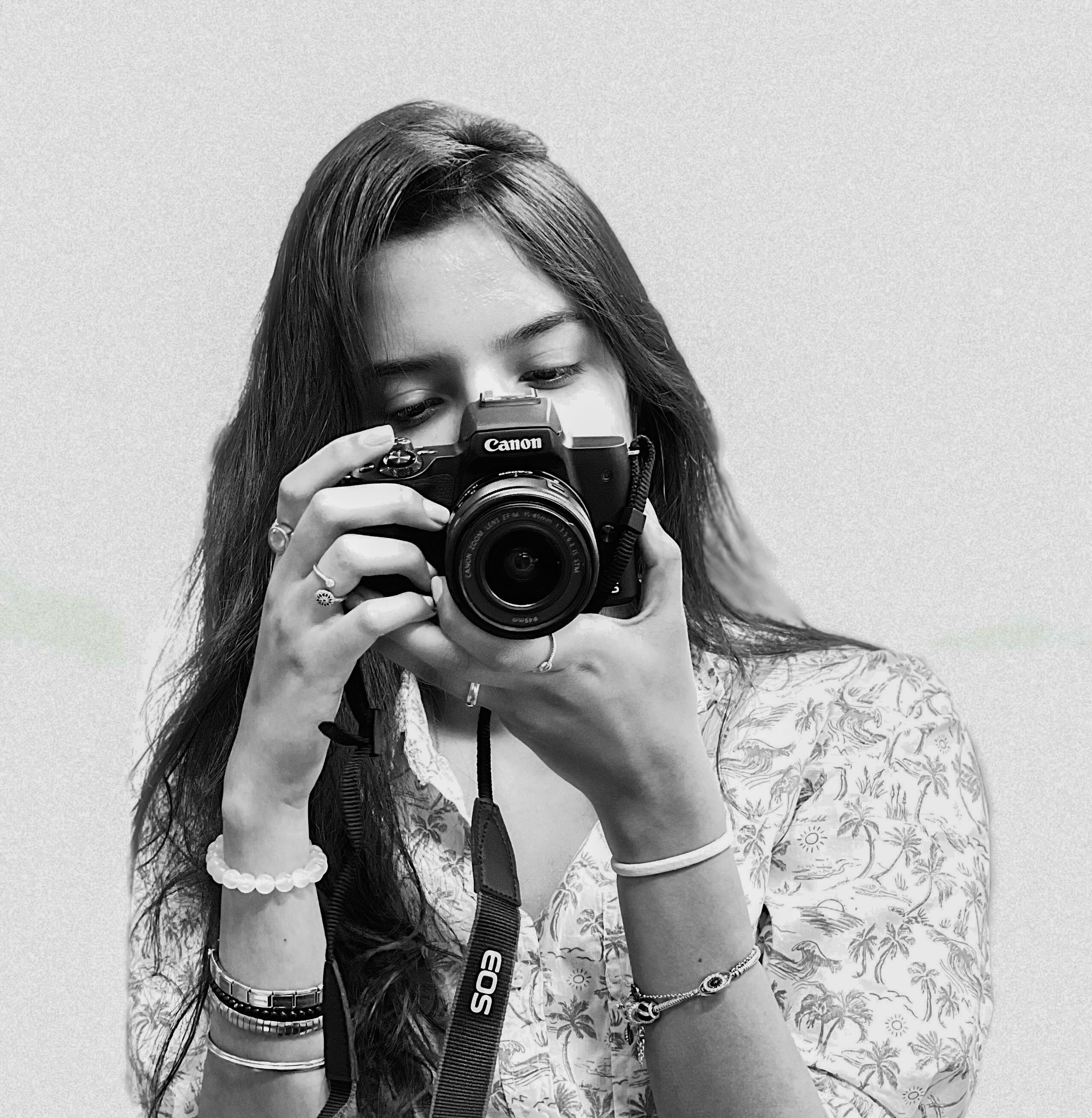 Go to Mansi Telharkar's profile