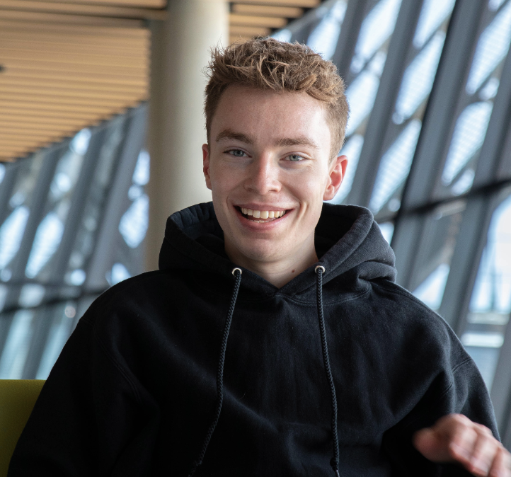 Go to Roman's profile