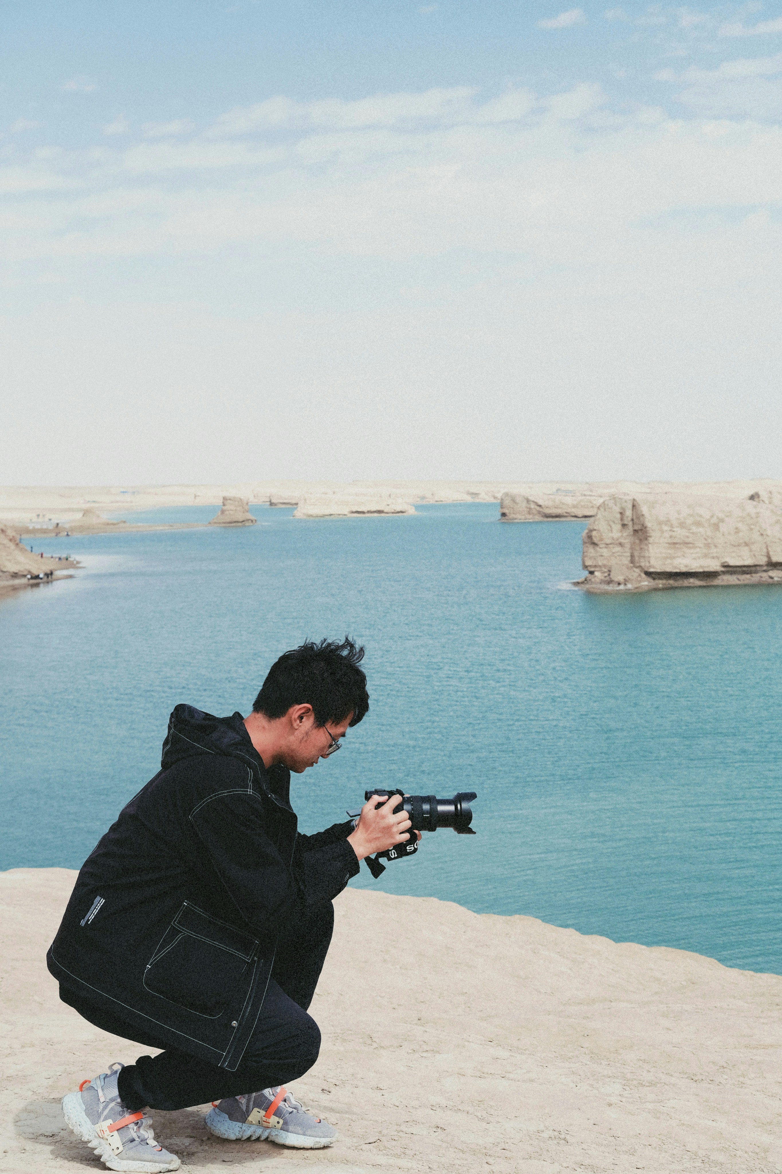 Go to Bingqi Huang's profile